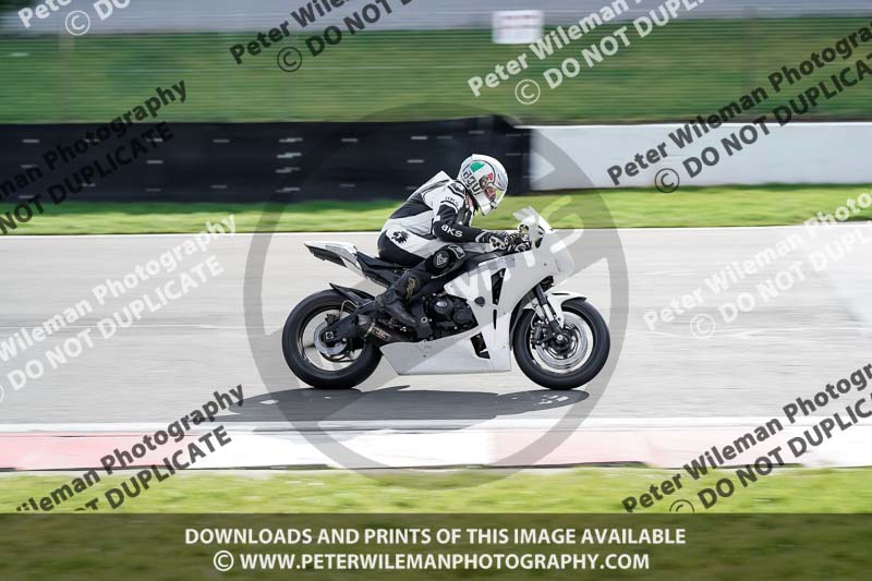 donington no limits trackday;donington park photographs;donington trackday photographs;no limits trackdays;peter wileman photography;trackday digital images;trackday photos